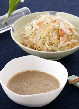 細切り野菜のごまドレ