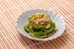 レンジで簡単♪えのきとピーマンの和え物