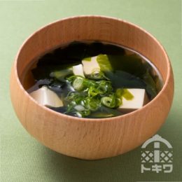 豆腐とわかめのお吸い物